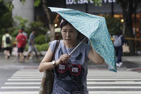 Taiwan suspends work, transport and classes as island braces for arrival of Typhoon Haikui